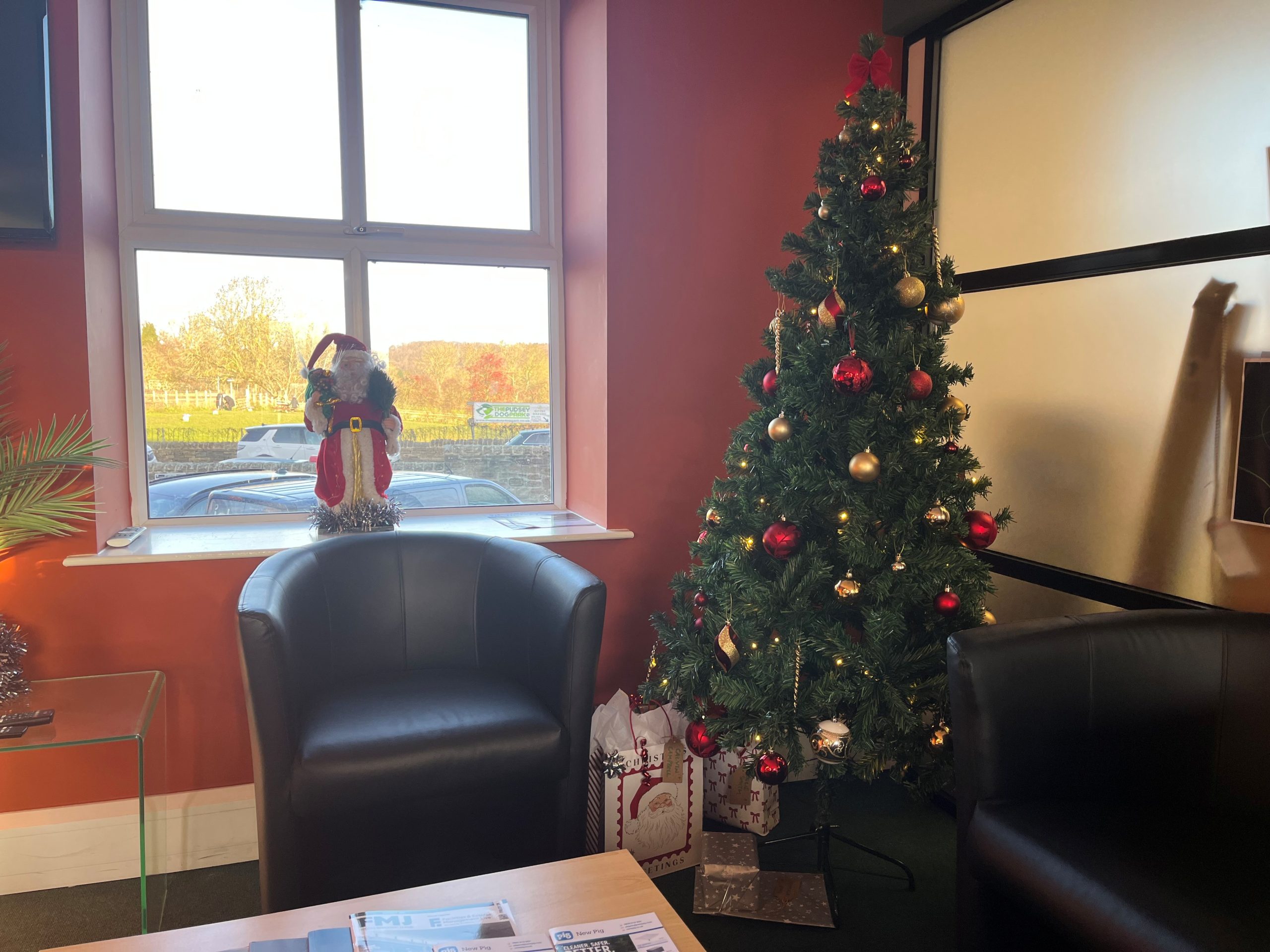 ICH Christmas 2025 office decoration